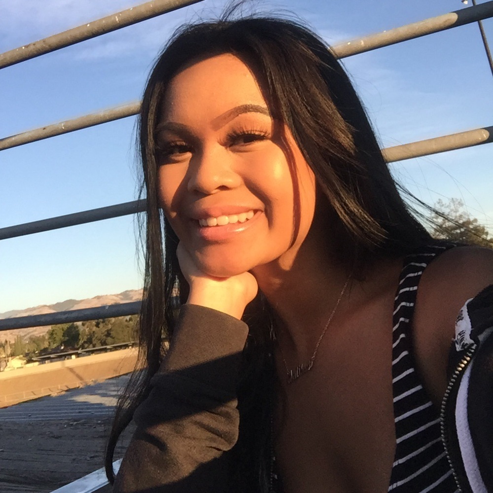 Meet your Posher, Jasmine